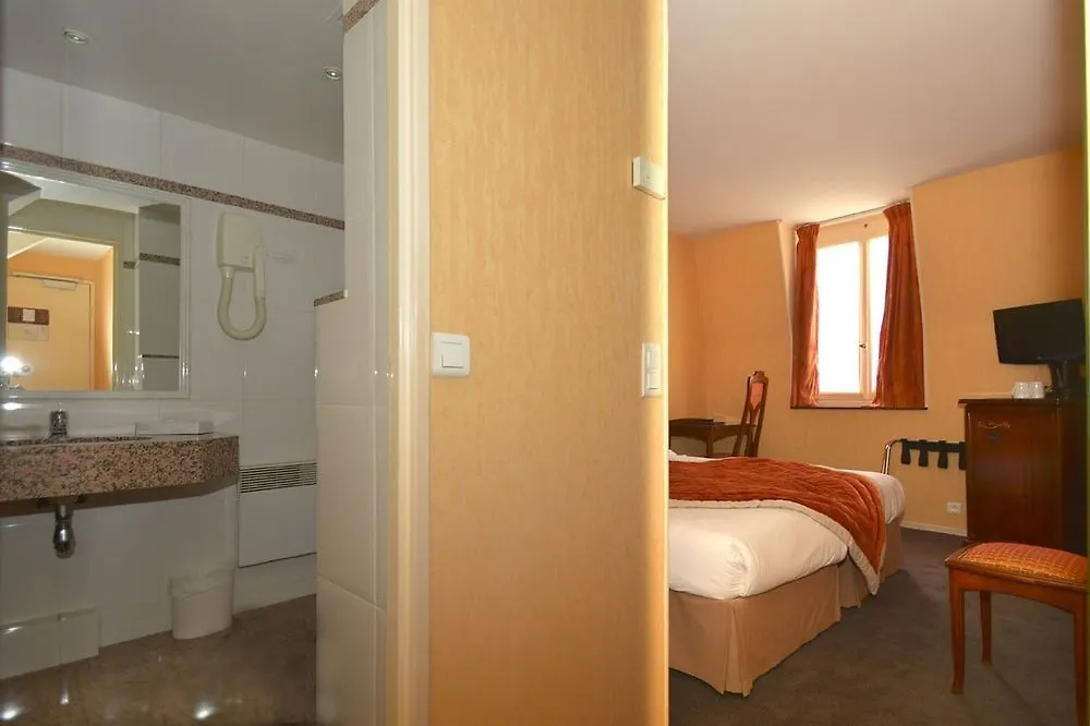 Pastel Hotel 3*